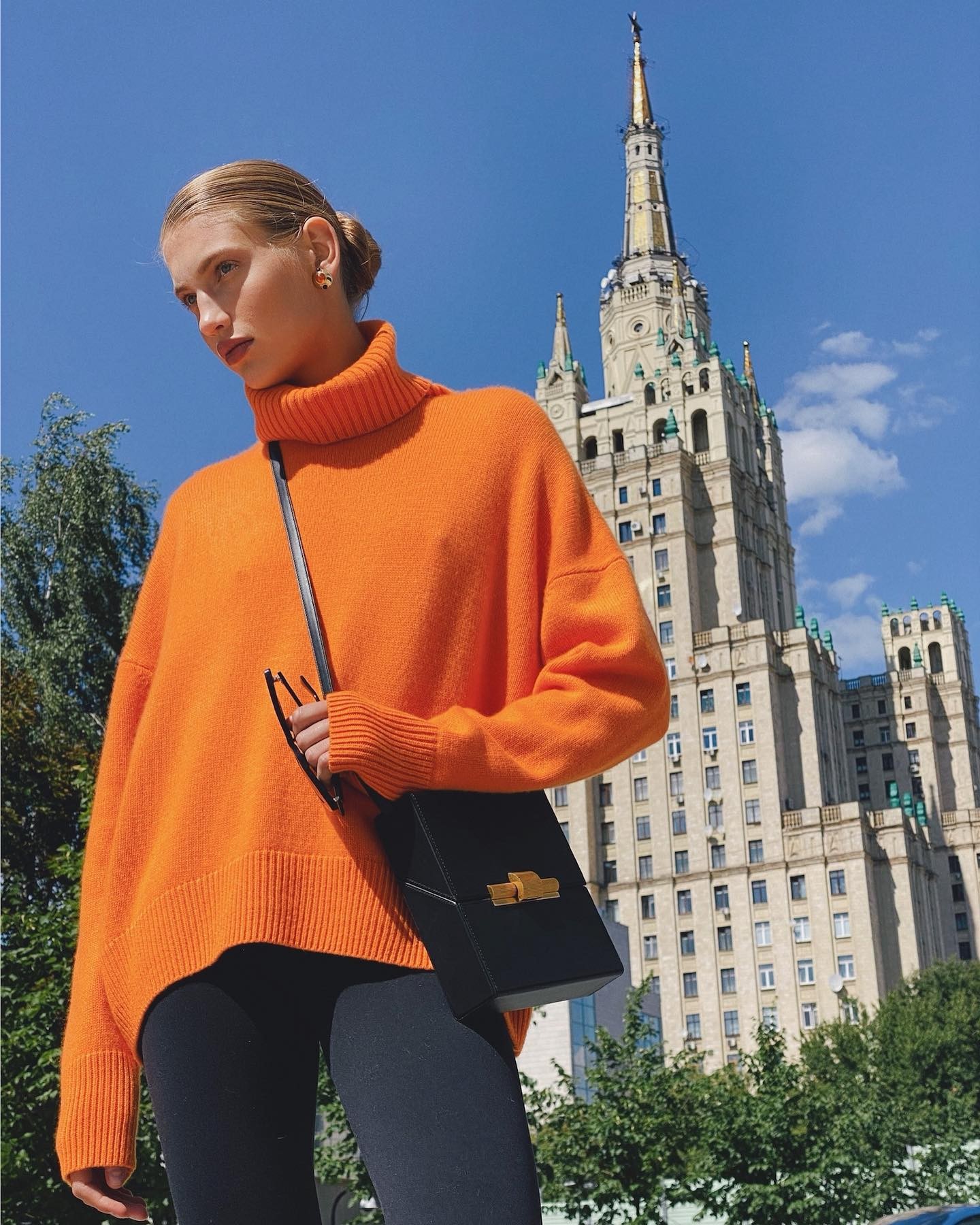 orange color