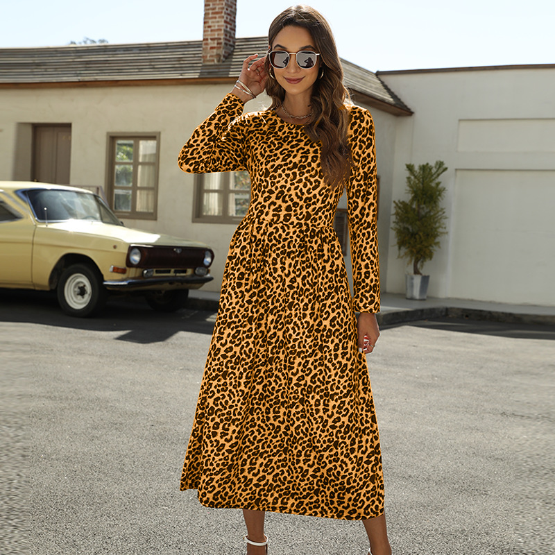Golden leopard print